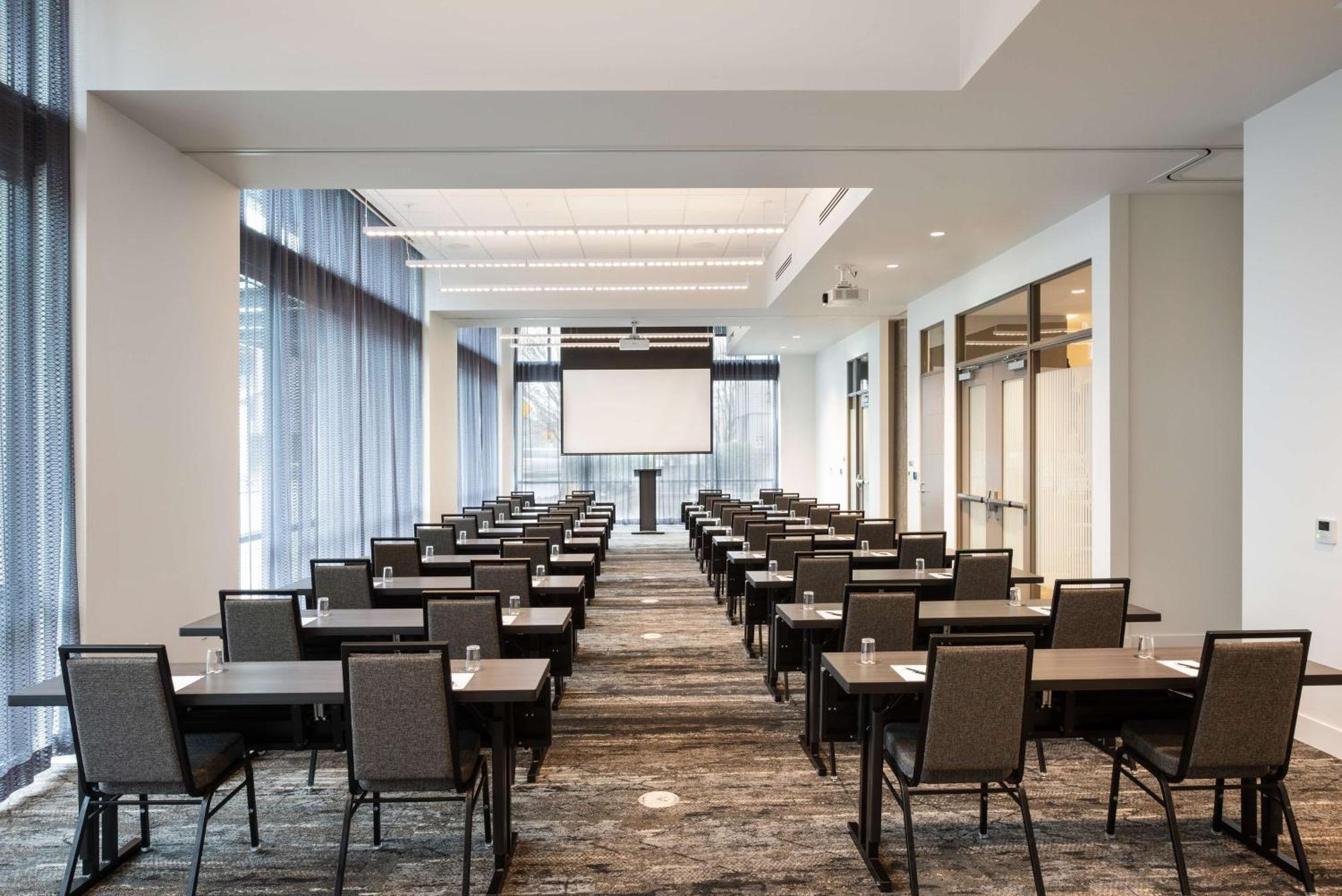 Holman Riverfront Park Hotel Salem, Tapestry By Hilton Extérieur photo